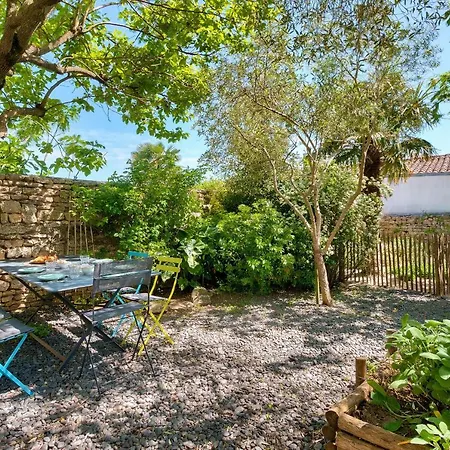 Belle Maison Avec Jardin Ombrage Pour 11