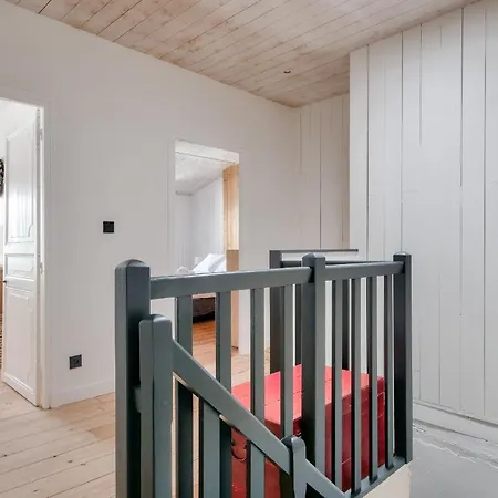 Ferienhaus Belle Maison Avec Jardin Ombrage Pour 11 *